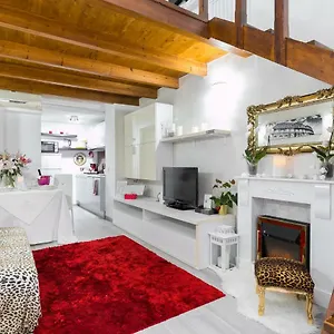  Apartment Diana Romantic Loft